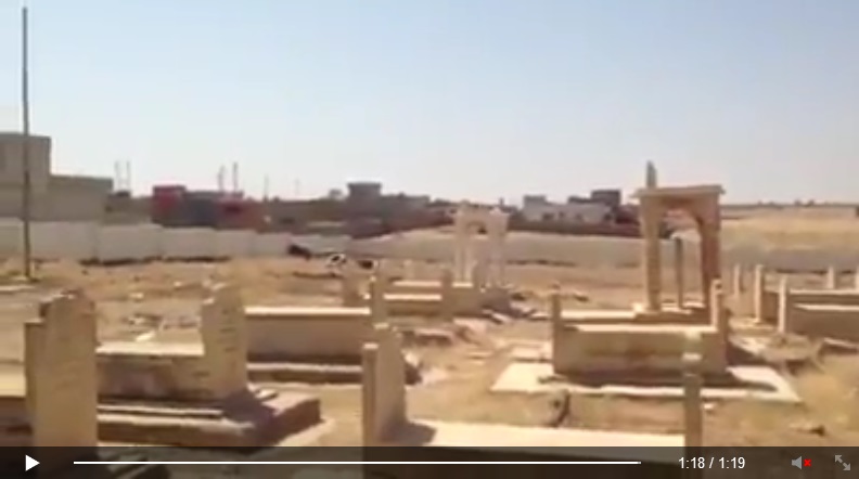 'Yezidi holy place/sacred site Quba Sheikhsin destroyed by IS terrorists. [Von IS-Terroristen zerstörte êzîdîsche Heiligenstätte Quba Sheikhsin.]' (c) Ezidi Press, Facebook, 1. September 2014 (g)